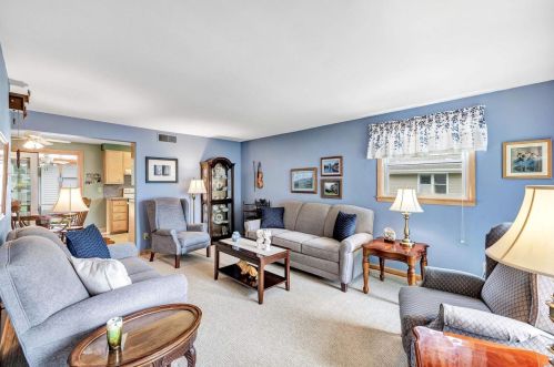 455 Taft St, Green Bay, WI 54301-1646