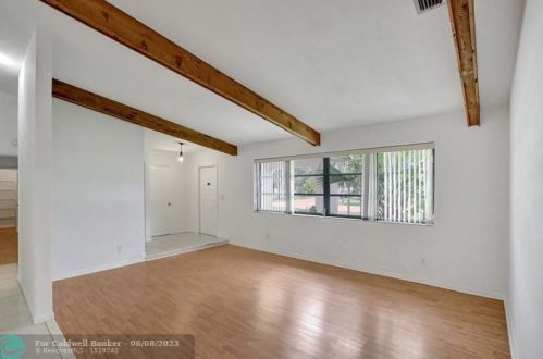 11940 19 St, Hollywood FL 33025-5613 exterior