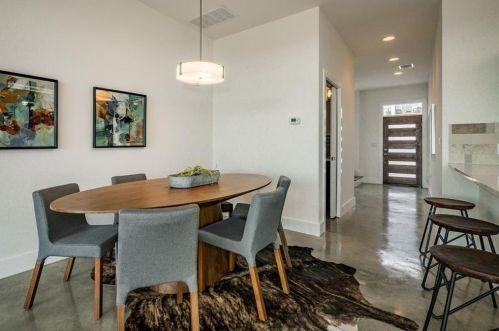 2803 Crest Ave, Austin, TX 78702-2514