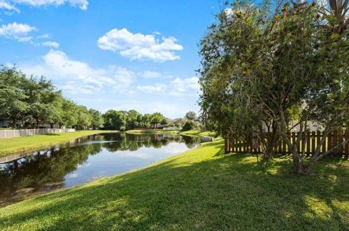 7640 Blue Spring Dr, Land O Lakes FL  34637-7488 exterior