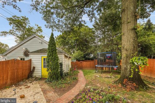 807 Ashbourne Rd, Cheltenham, PA 19012-1104