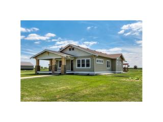 7326 Fulton St, Indianola, IA 50125-8528