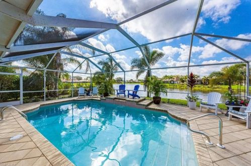 4270 Longshore Way, Naples FL  34119-8894 exterior