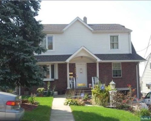 224 Edsall Blvd, Palisades Park NJ  07650-2336 exterior