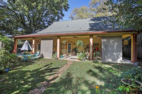 707 Main St, Waxahachie TX  75165-3233 exterior