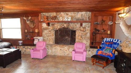 17639 Palamino Lk Dr, Dade City FL 33523-1949 exterior