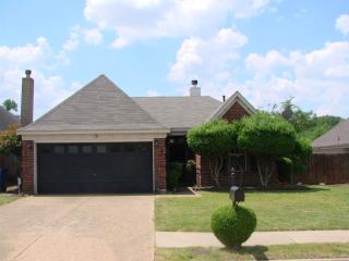 4521 Lunsford Dr, Memphis, TN 38125-3284