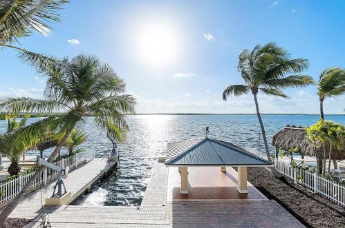 632 Island Dr, Key Largo FL  33037-4808 exterior