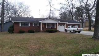 810 Corsbie St, Hartselle, AL 35640-1862