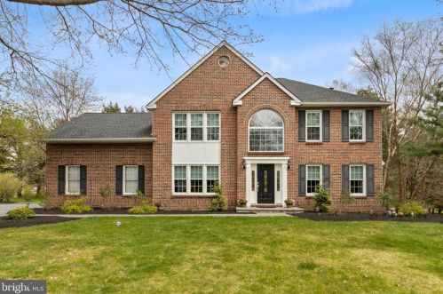 392 Cobbler Ct, Yardley, PA 19067-4752