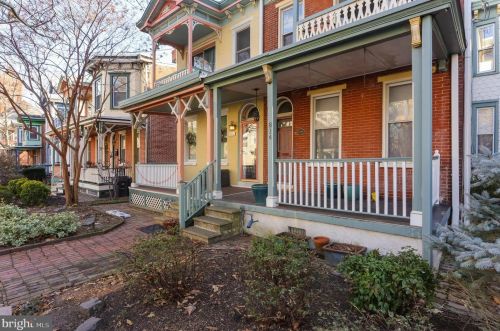 814 10th St, Wilmington, DE 19801-1313