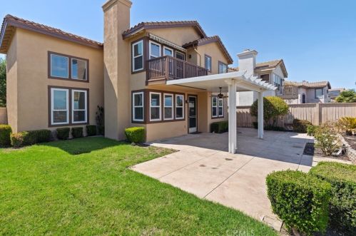 7 Villa Valtelena, Lake Elsinore CA  92532-0110 exterior