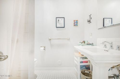 7627 Meadowbrook Ave, Scottsdale AZ 85251-1834 exterior