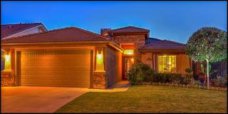 6195 Vista Ave, Fresno, CA 93722-3177