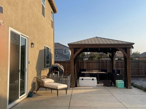 473 Aldrich Ave, Livingston CA  95334-9130 exterior
