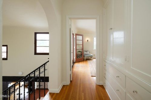 1765 Homewood Dr, Altadena CA  91001-2750 exterior