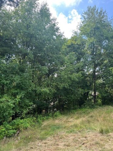 181 Altman Rd, Jeannette, PA 15644-9783