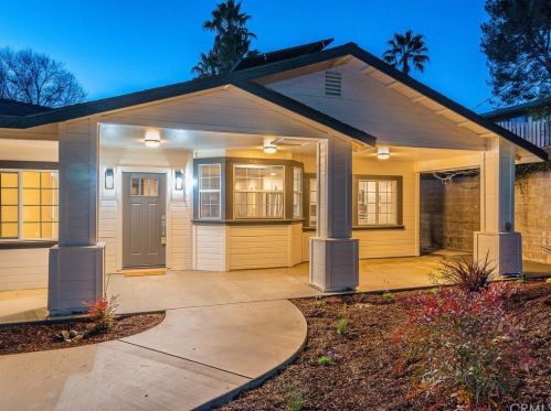 143 Vine St, Lake Nacimiento CA  93446-3736 exterior