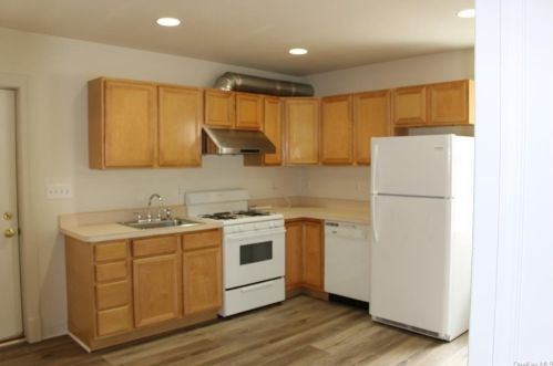 246 Purchase St, Purchase NY  10577-2108 exterior