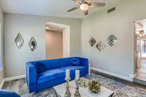 6732 Greenleaf Dr, Citrus Heights CA  95621-6353 exterior