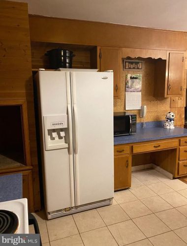 572 Township Line Rd, Collegeville PA  19473-1602 exterior