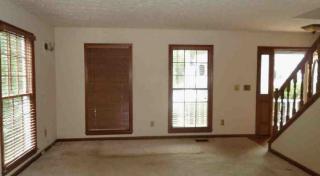 103 Maumee Ct, Cary, NC 27513-5147