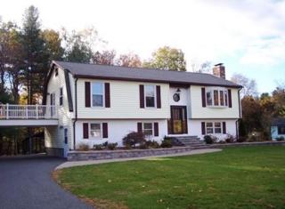 8 Ladd Ln, Wilbraham, MA 01095-2413