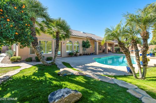 7012 Hearn Rd, Scottsdale AZ  85254-3419 exterior