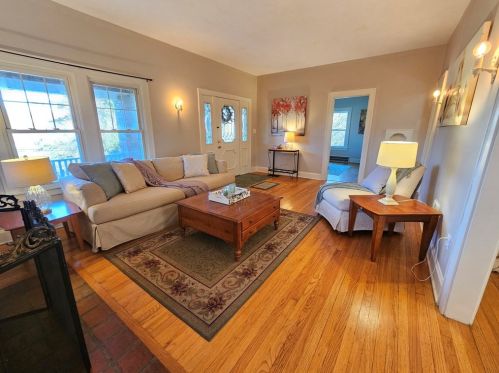 4782 Doyle Rd, Pittsburgh, PA 15227-1366