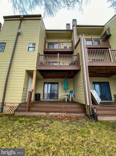 37 Chatham Ct, Dover DE  19901-3909 exterior
