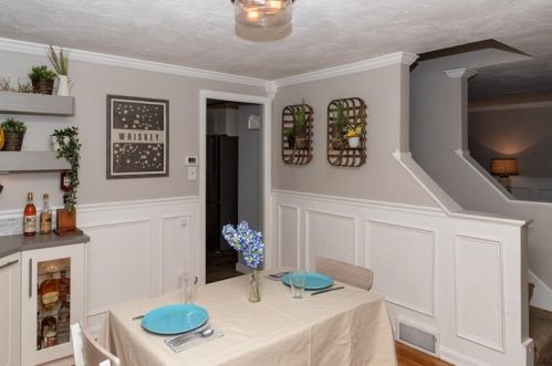 238 Delaware Dr, Glenshaw PA  15116-1716 exterior