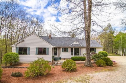 33 Town Farm Rd, Brookfield, MA 01506-1744