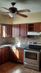 8 Mapleridge Ave, Albany NY  12209-1420 exterior