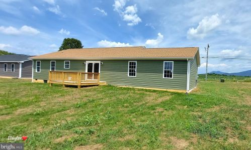 176 Reservoir Ave, Richmond National Battlefiel VA  22835-1614 exterior