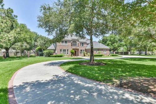 12602 Everhart Pointe Dr, Tomball, TX 77377-8033