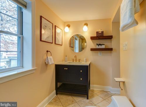 1111 Allison St, Washington DC 20017-2707 exterior