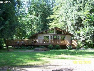 54300 Reverie Ln, Sandy, OR 97055-7763