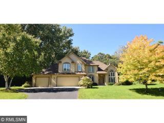 3757 Ridgewood Dr, Saint Paul, MN 55123-1322