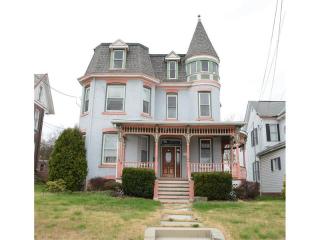 232 Pike St, Canonsburg, PA 15317-1181