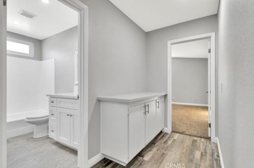 13689 Gemini St, Victorville CA  92392-9078 exterior