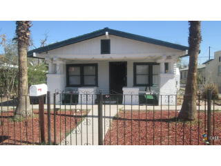 528 Blair Ave, Calexico, CA 92231-2804