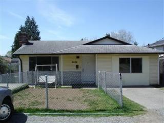 8434 D St, Tacoma, WA 98445-2238