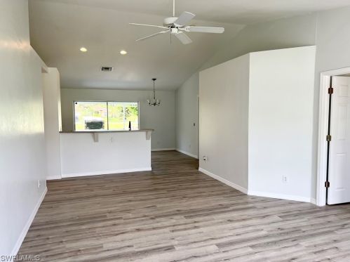 3307 21st St, Lehigh Acres, FL 33976-3531