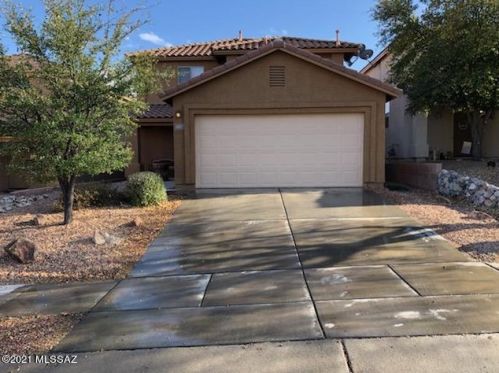 683 Amber Sun Dr, Green Valley, AZ 85614-5489