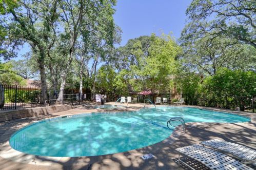 111 Pheasant Ln, Folsom CA exterior