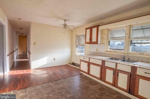 129 Bixlers Ferry Rd, Richmond National Battlefiel VA  22835-1803 exterior