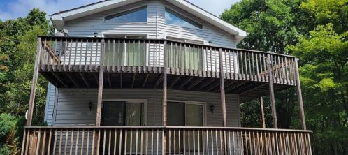 2230 Cheyenne Dr, Blakeslee, PA 18610-2219