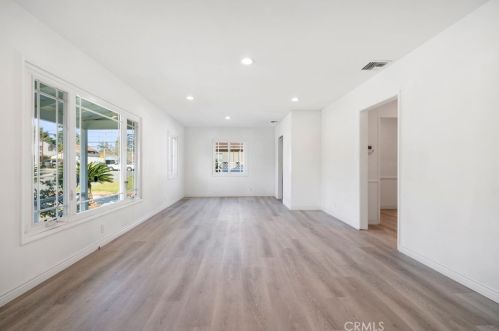 370 Grovecenter St, Covina CA  91723-2613 exterior