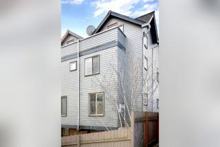 916 73rd St, Seattle, WA 98103-5341