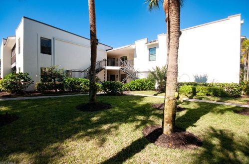 802 10th Ave, Naples, FL 34120-5066